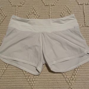 lululemon woman’s white shorts